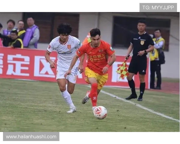 重庆铜梁龙签约梁伟棚加强中场实力